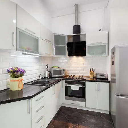 Bv Black&white Апартаменти