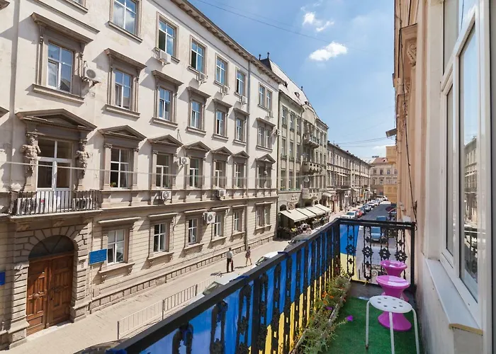 Bv Black&white Львів